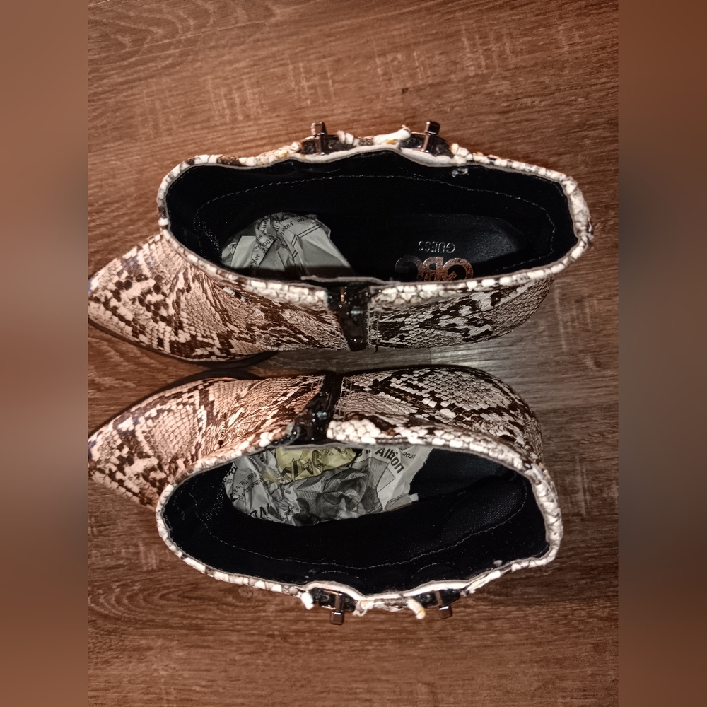 G By Guess Snake Skin Print Ankle Boot Size 6.5 - image 7